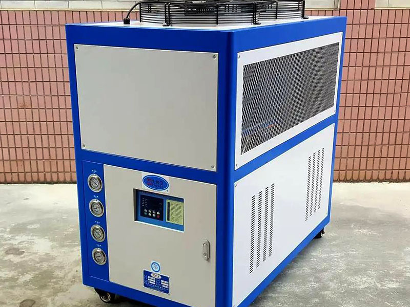 濟南風(fēng)冷冷水機公司