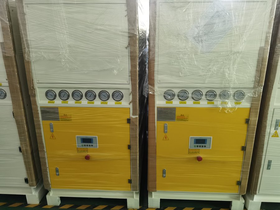 風冷螺桿機 風冷螺桿機