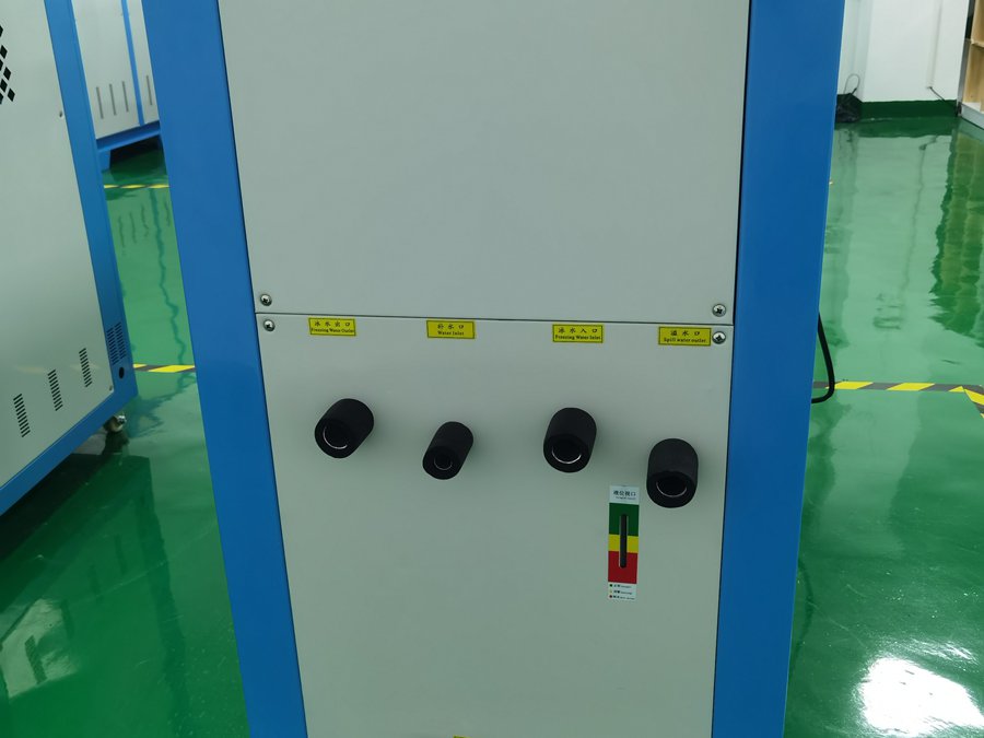 風冷熱泵螺桿機