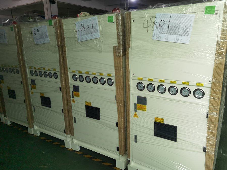 冬天室外冷水機(jī)上凍了如何處理？